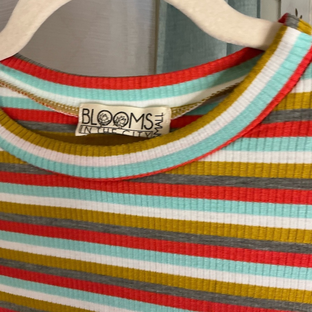 Vibrant Striped Knit Top - Picture 4 of 6